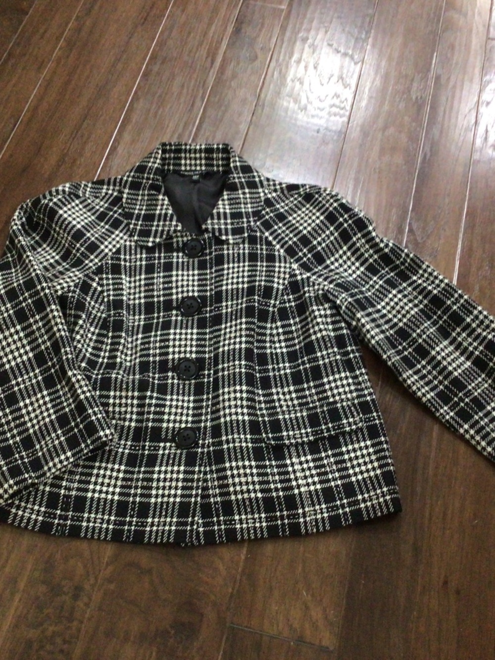 Briggs New York black & White Blazer. Great shape. Size 14P